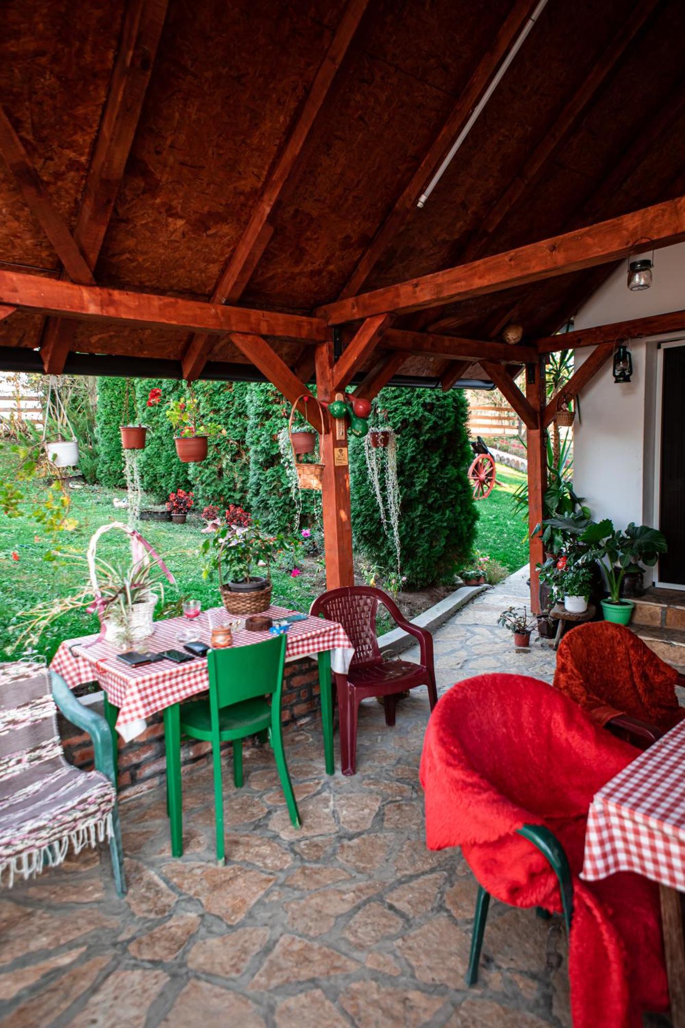 Prenociste Lelic Villa Valjevo Exteriör bild