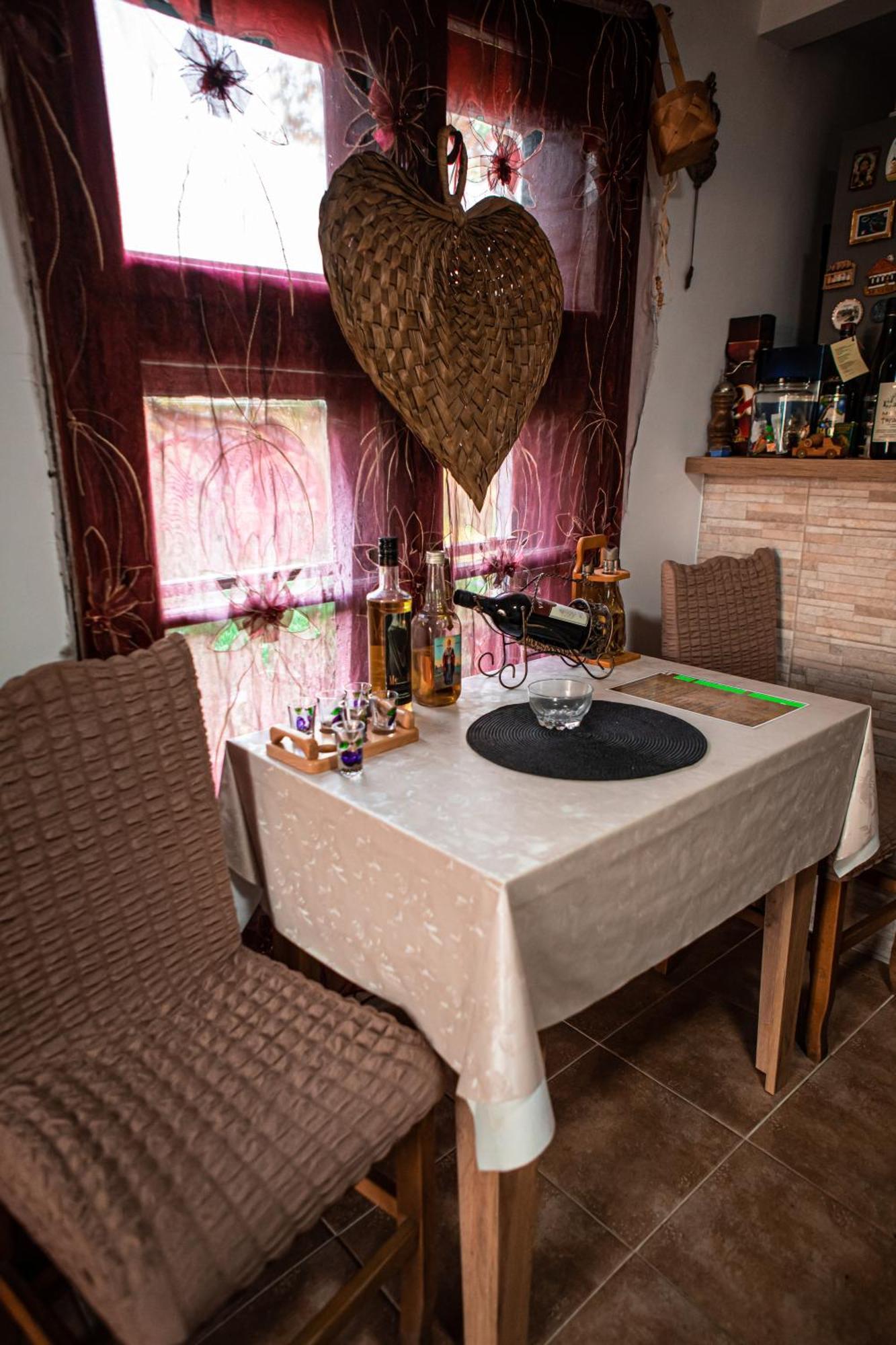 Prenociste Lelic Villa Valjevo Exteriör bild
