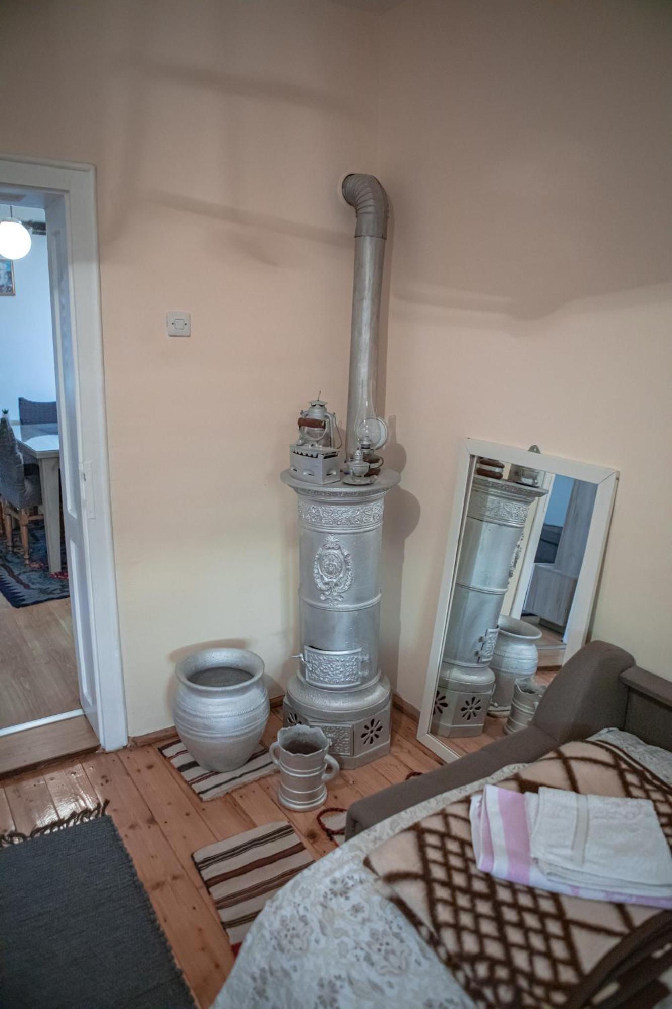 Prenociste Lelic Villa Valjevo Exteriör bild